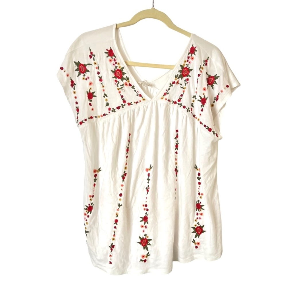 Lucky Brand White V-Neck V-Back T-shirt with‎ Floral Embroidery M